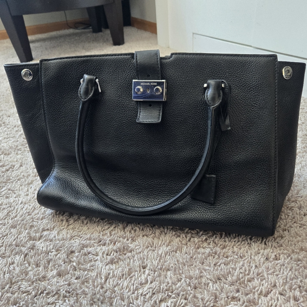 Michael Kors Black Leather Bag with Silver Hardware